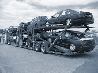 Car and vehicle shipping company for moving your auto in Canada and the U.S.
